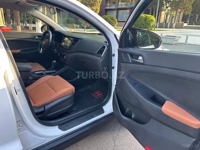 Hyundai Tucson 2015, 130,000 km - 2.0 l - Bakı