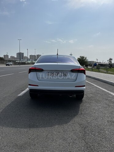 Skoda Rapid 2020, 182,000 km - 1.6 l - Bakı