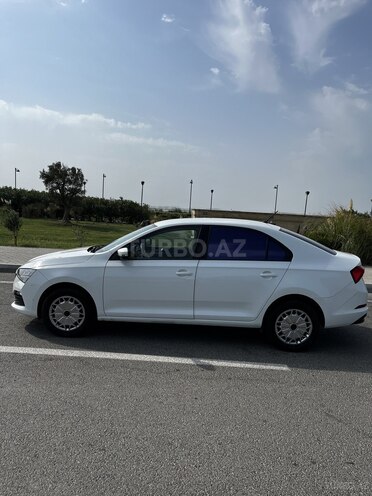 Skoda Rapid 2020, 182,000 km - 1.6 l - Bakı
