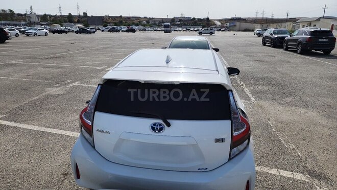 Toyota Aqua 2020, 99,000 km - 1.5 l - Bakı