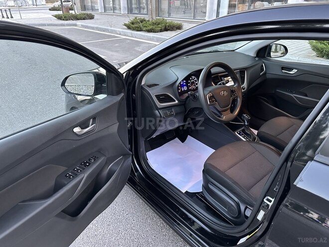 Hyundai Accent 2019, 113,459 km - 1.6 l - Bakı