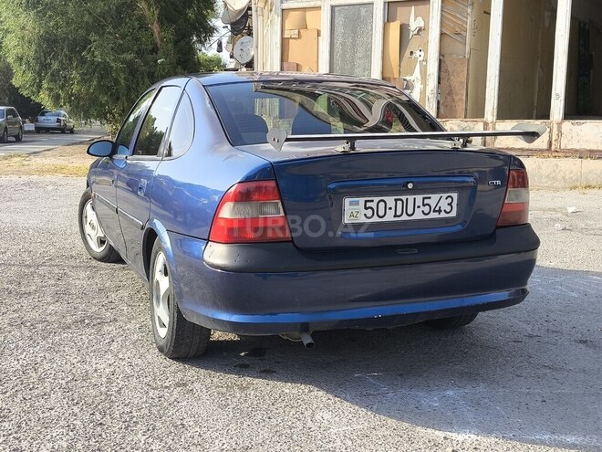 Opel Vectra 1996, 500,000 km - 1.8 l - Sumqayıt