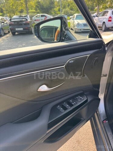 Lexus ES 300h-8