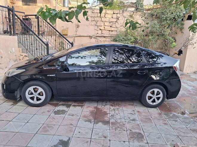 Toyota Prius 2013, 423,996 km - 1.8 l - Bakı