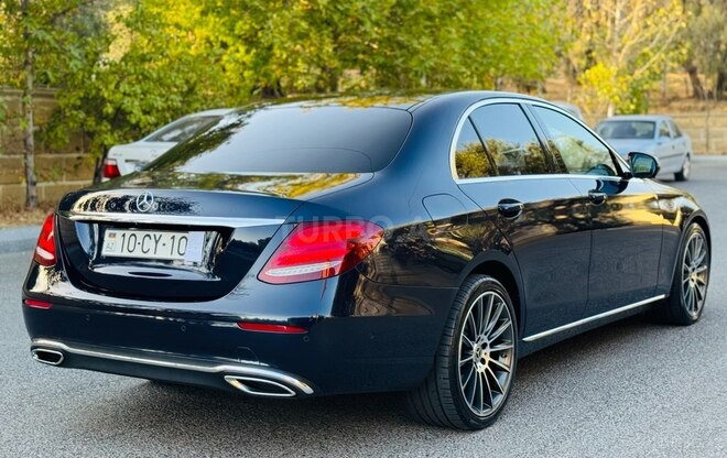 Mercedes E 220 d 2018, 185,000 km - 2.2 l - Bakı