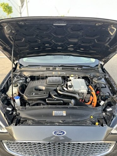 Ford Fusion (North America) 2019, 58,000 km - 2.0 л - Bakı