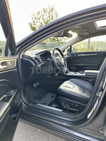 Ford Fusion (North America) 2019, 58,000 km - 2.0 л - Bakı