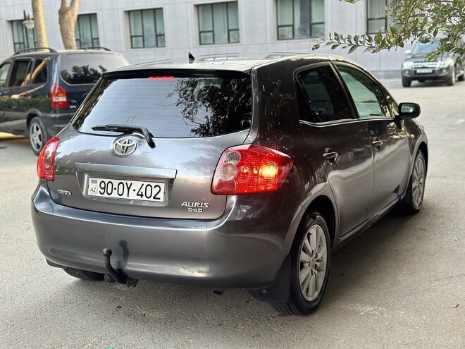 Toyota Auris 2008, 290,000 km - 1.4 л - Sumqayıt