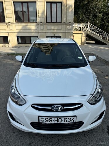 Hyundai Accent 2015, 163,000 km - 1.6 l - Xaçmaz
