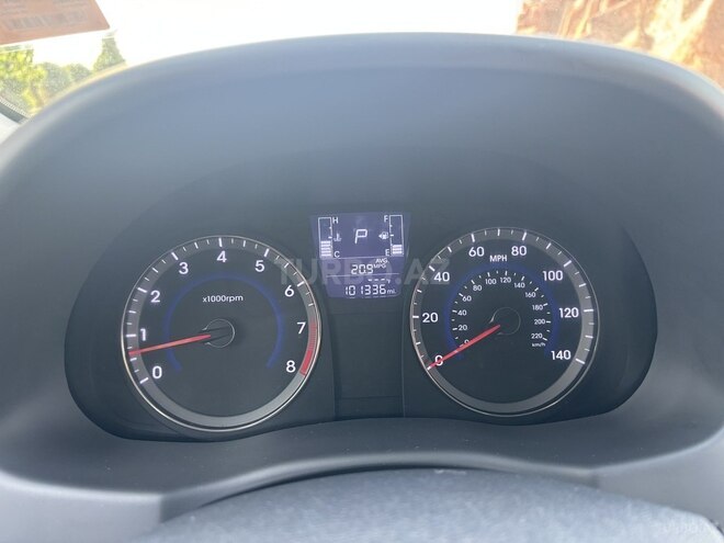 Hyundai Accent 2015, 163,000 km - 1.6 l - Xaçmaz