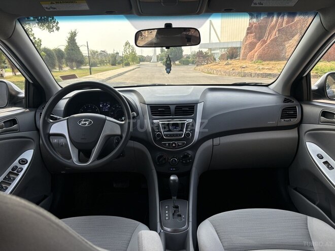 Hyundai Accent 2015, 163,000 km - 1.6 l - Xaçmaz