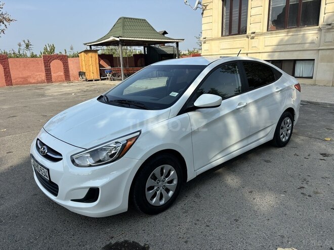 Hyundai Accent 2015, 163,000 km - 1.6 l - Xaçmaz