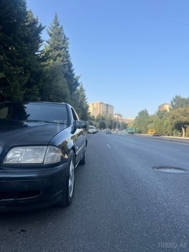 Mercedes C 220 2000, 540,000 km - 2.2 л - Bakı