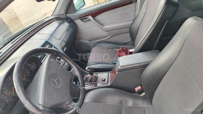 Mercedes C 200 1995, 602,000 km - 2.0 l - Astara