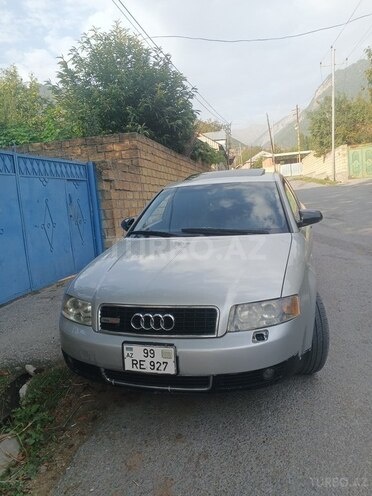 Audi A4 2003, 417,000 km - 1.8 л - Şəki
