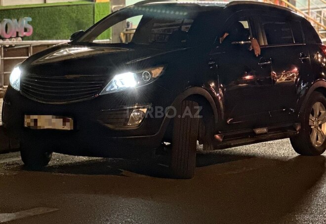 Kia Sportage 2011, 143,300 km - 2.0 l - Bakı