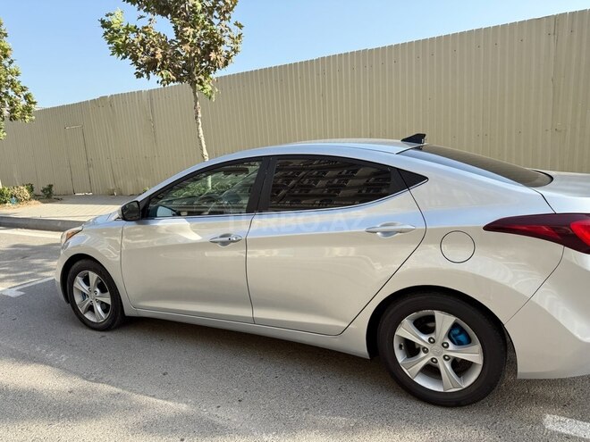 Hyundai Elantra 2015, 192,000 km - 1.8 l - Bakı