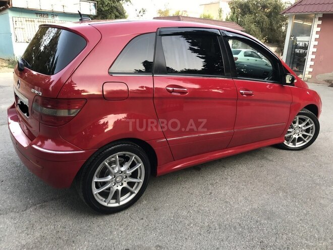 Mercedes B 180 2008, 176,000 km - 1.7 l - Sumqayıt