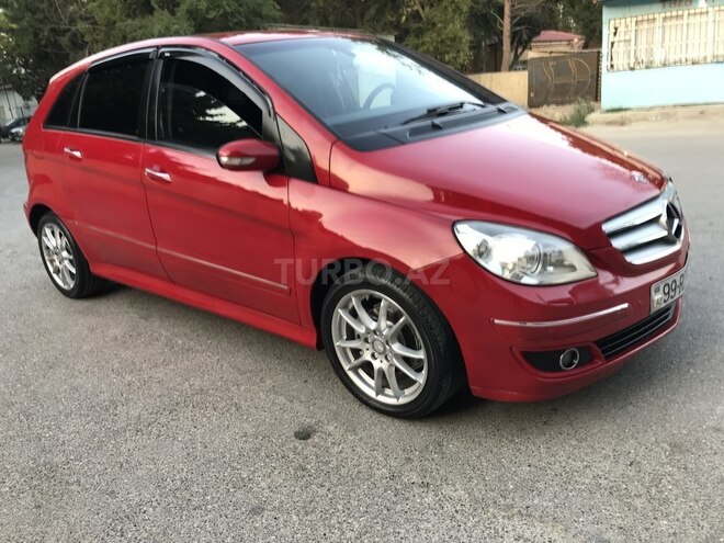 Mercedes B 180 2008, 176,000 km - 1.7 l - Sumqayıt
