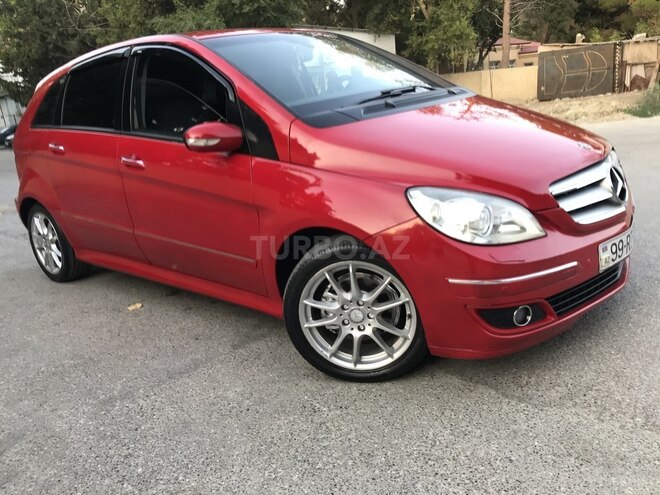 Mercedes B 180 2008, 176,000 km - 1.7 l - Sumqayıt