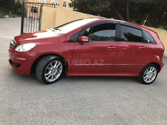 Mercedes B 180 2008, 176,000 km - 1.7 l - Sumqayıt