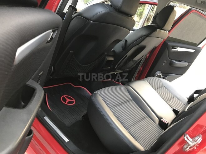 Mercedes B 180 2008, 176,000 km - 1.7 l - Sumqayıt