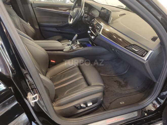BMW 530 2019, 111,200 km - 2.0 l - Bakı