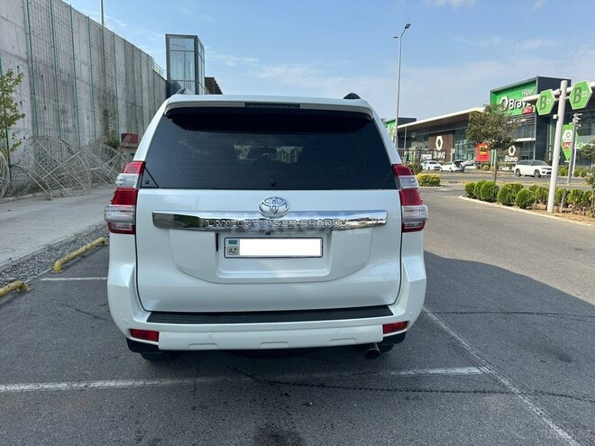 Toyota Land Cruiser Prado 2014, 130,000 km - 2.7 л - Bakı