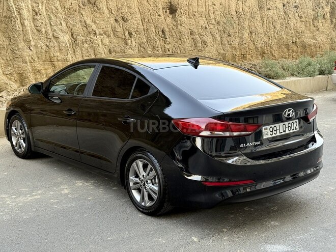 Hyundai Elantra 2017, 90,500 km - 2.0 l - Bakı