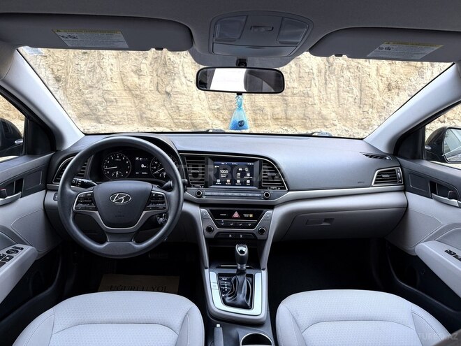 Hyundai Elantra 2017, 90,500 km - 2.0 l - Bakı