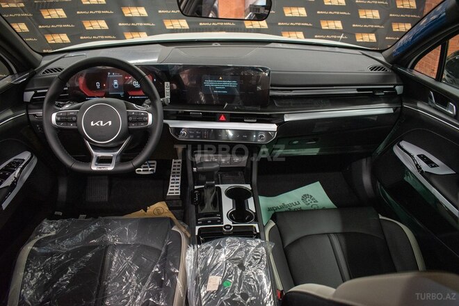 Kia K5-10