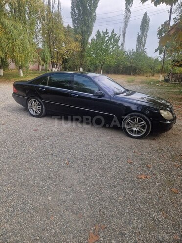 Mercedes S 400 2001, 365,000 km - 4.0 л - Quba