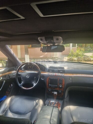 Mercedes S 400 2001, 365,000 km - 4.0 л - Quba