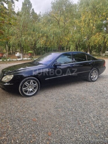 Mercedes S 400 2001, 365,000 km - 4.0 л - Quba