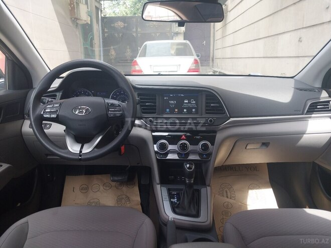 Hyundai Elantra 2019, 83,000 km - 2.0 л - Bakı