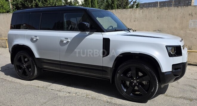 Land Rover Defender 2022, 84,000 km - 3.0 l - Bakı