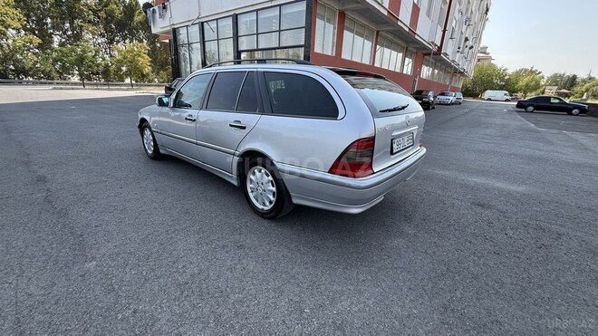 Mercedes C 180 1998, 389,500 km - 1.8 л - Yevlax