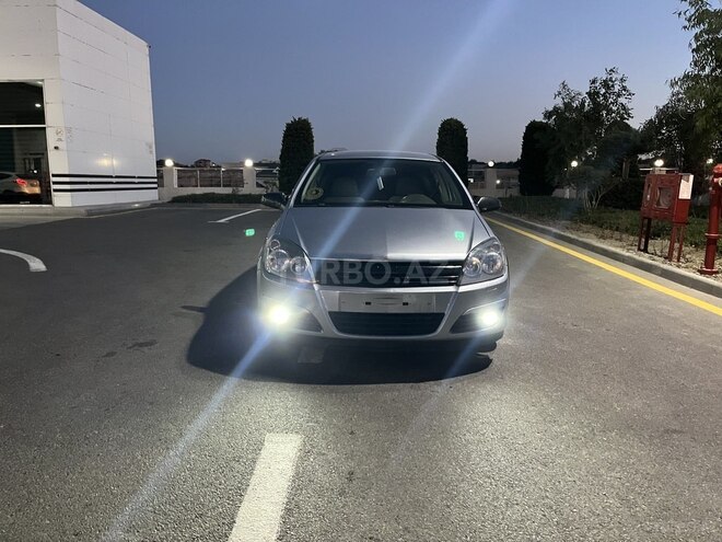 Opel Astra 2004, 294,000 km - 1.4 л - Bakı