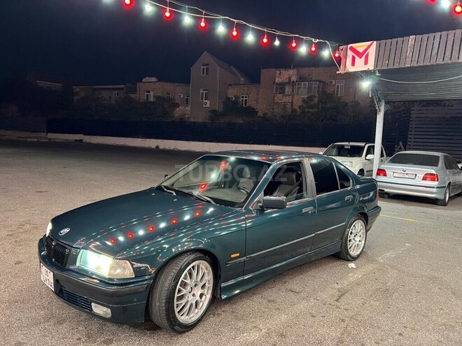 BMW 318 1997, 372,000 km - 1.8 l - Bakı