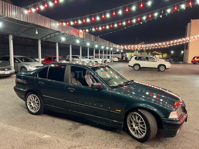 BMW 318 1997, 372,000 km - 1.8 l - Bakı