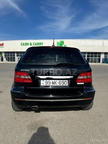 Mercedes B 200 2006, 111,700 km - 2.0 l - Bakı