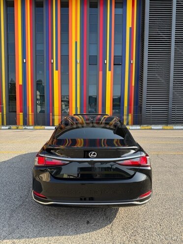 Lexus ES 250 2022, 25,000 km - 2.5 л - Bakı