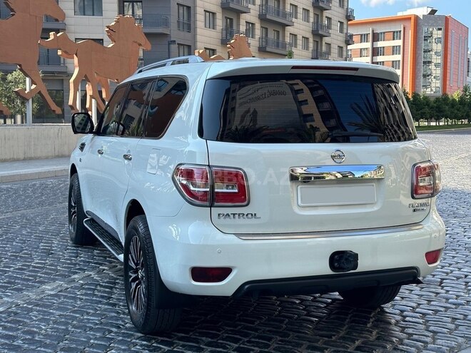 Nissan Patrol 2013, 132,000 km - 5.6 л - Bakı