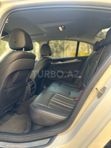 BMW 520 2018, 94,000 km - 2.0 l - Bakı