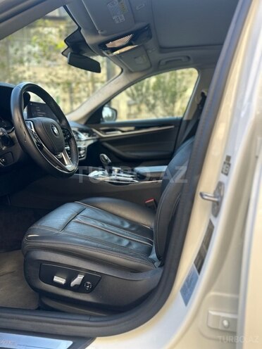 BMW 520 2018, 94,000 km - 2.0 l - Bakı