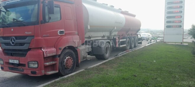 Mercedes Axor 1840 2010, 1,183,000 km - 10.0 l - Bakı