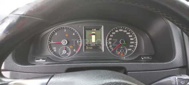Volkswagen Multivan 2012, 220,000 km - 2.0 l - Bakı