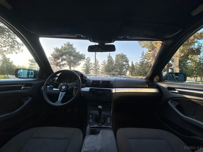 BMW 330 1999, 134,900 km - 3.0 l - Salyan