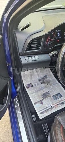 Hyundai Elantra 2019, 164,153 km - 1.6 л - Bakı