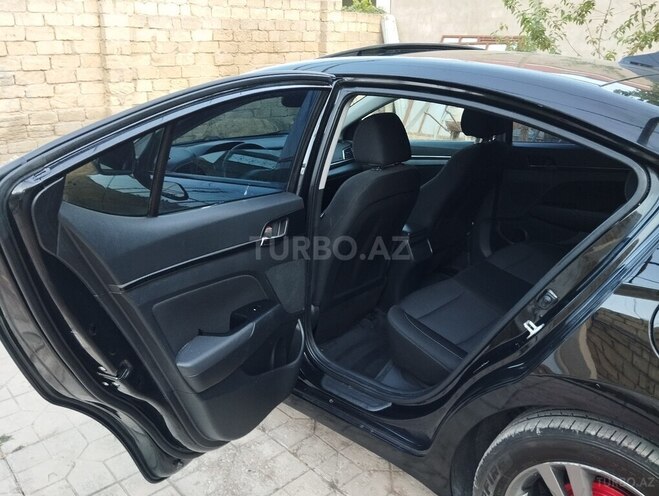 Hyundai Elantra 2017, 141,622 km - 2.0 л - Bakı